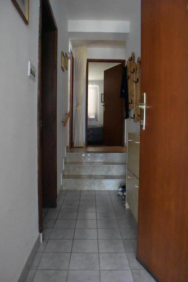 70 Sq M Apartment At Saint Martin'S Harbour Mali Lošinj Værelse billede