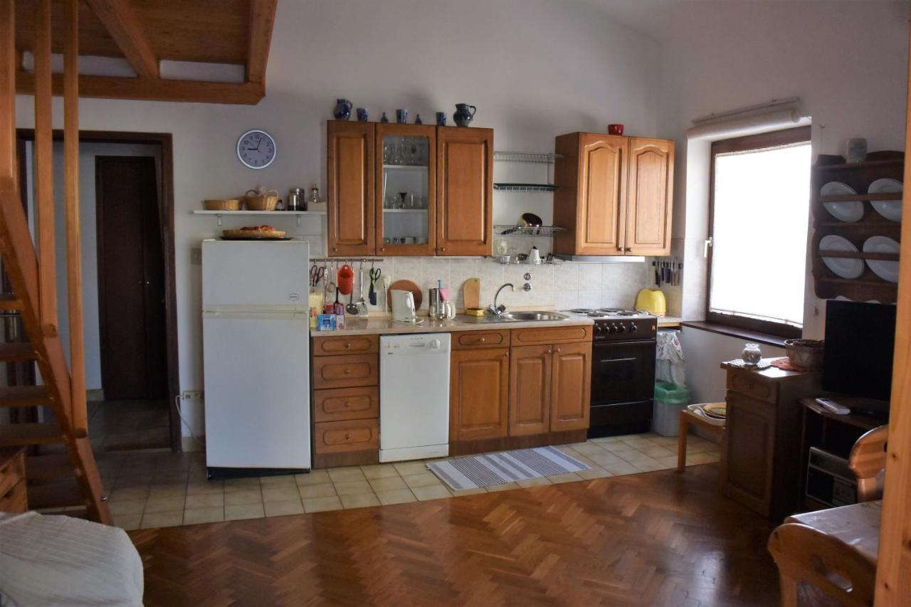 70 Sq M Apartment At Saint Martin'S Harbour Mali Lošinj Værelse billede